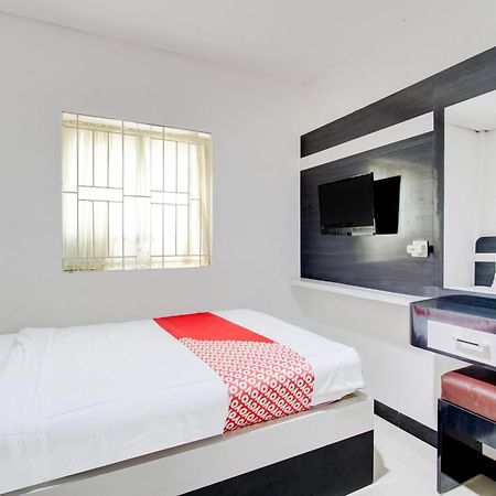 Oyo 409 Pondok Helomi Kalasan Экстерьер фото