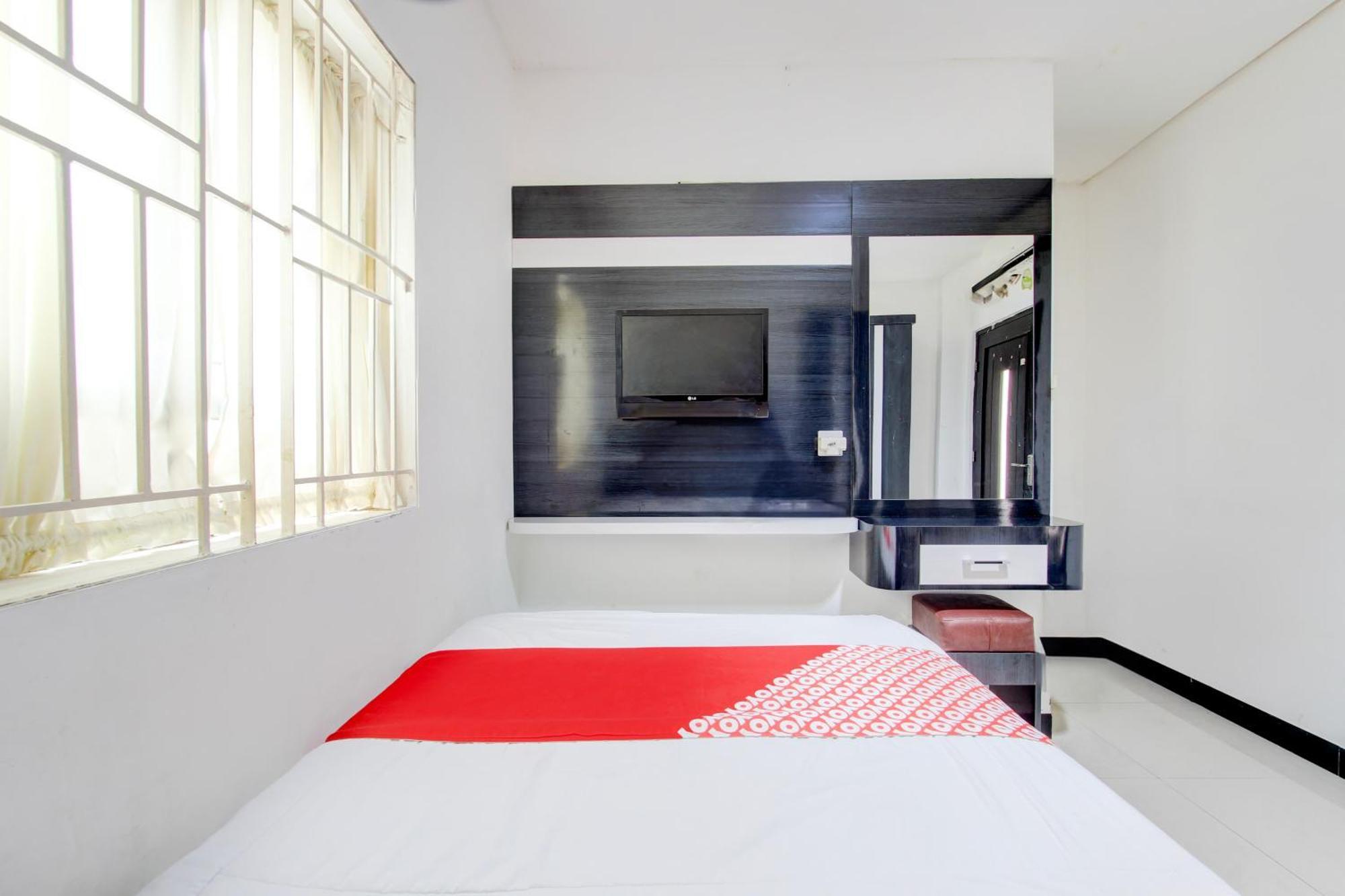 Oyo 409 Pondok Helomi Kalasan Экстерьер фото