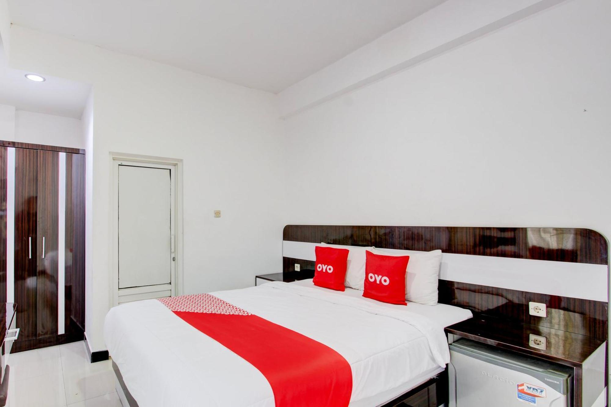 Oyo 409 Pondok Helomi Kalasan Экстерьер фото